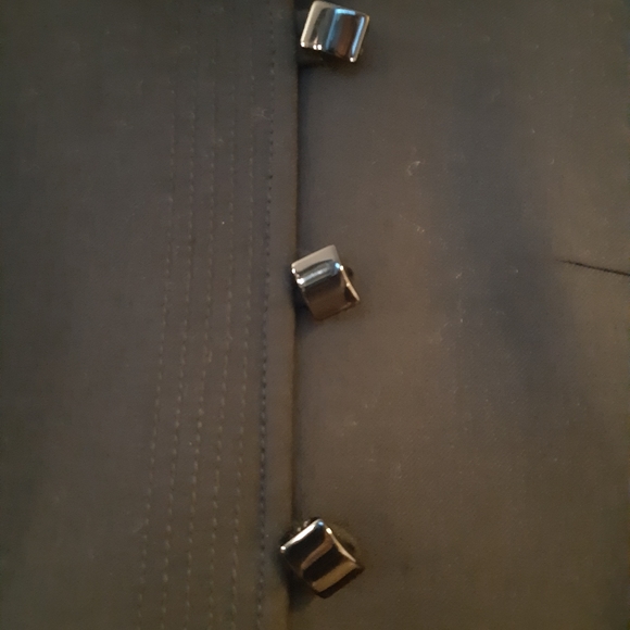 Beautiful Black blazer from Italian brand Seventy - Picture 5 of 12